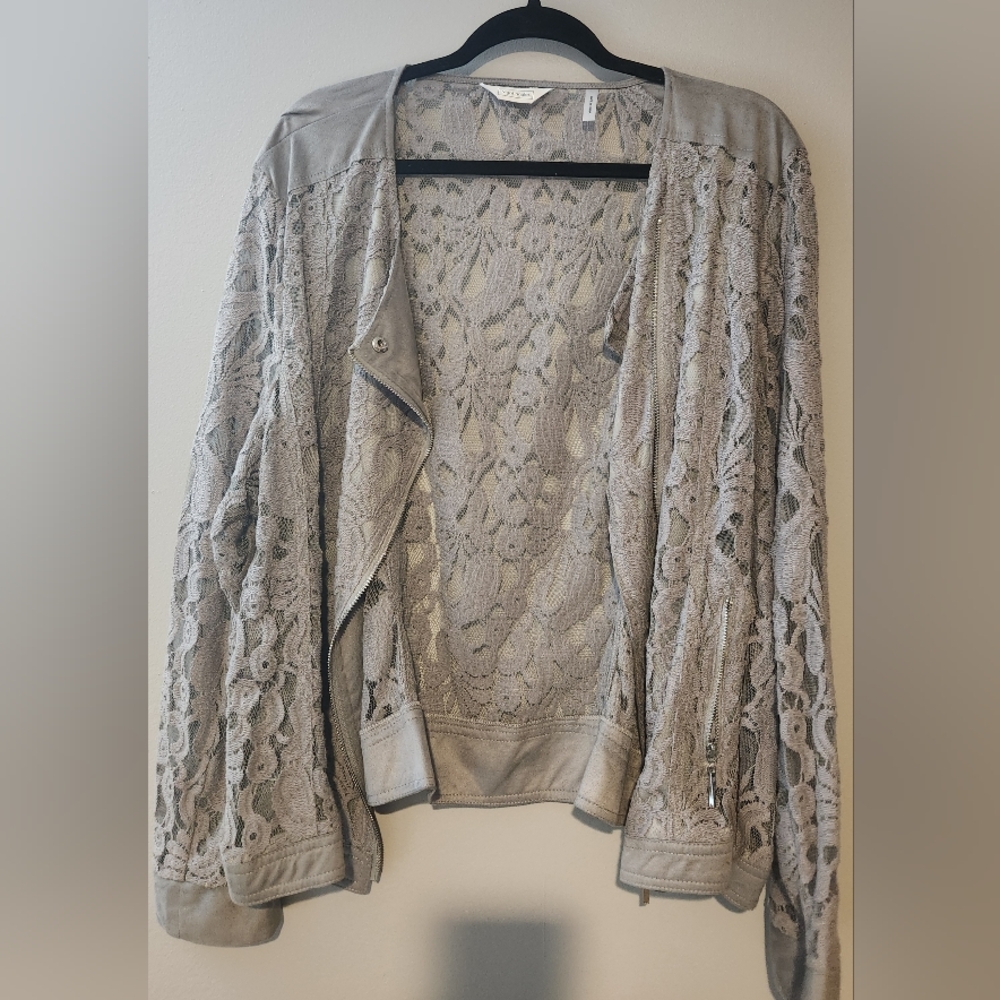 Elegant Lace Women's Leather Jacket